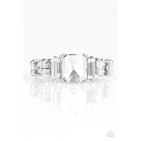 Born To Rule Ring- White - Picture 1 of 2